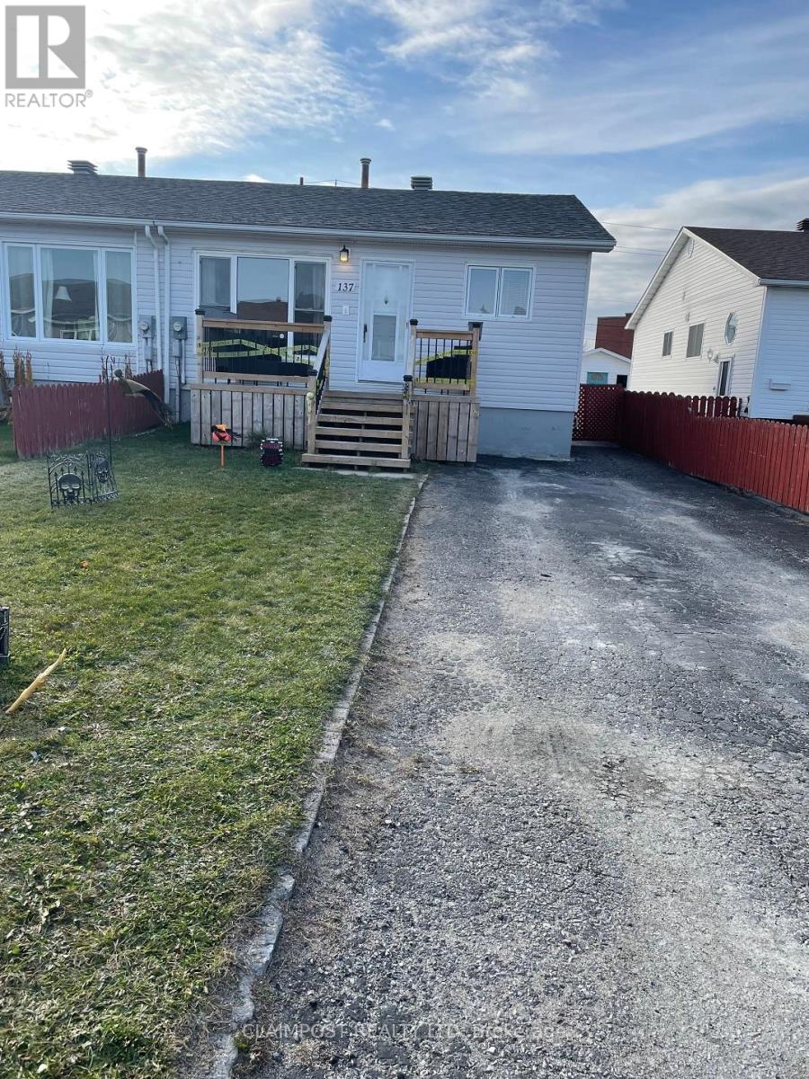 137 DELIA AVENUE, Timmins, Ontario